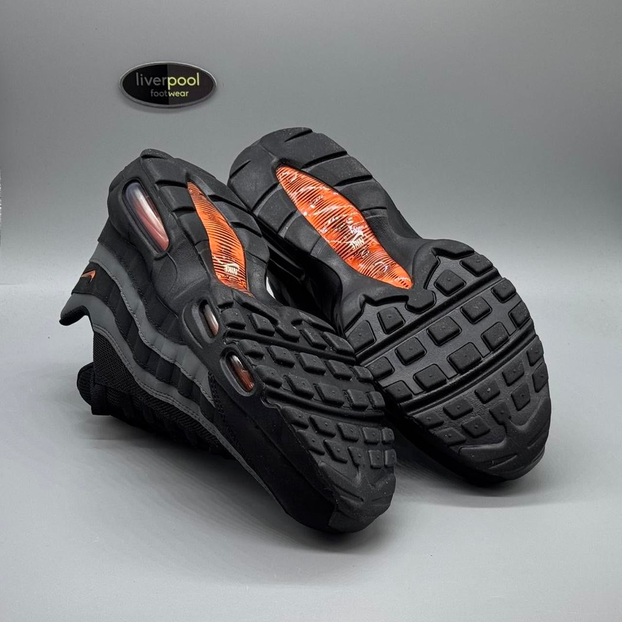 Nike Air Max 95 - Black / Grey / Safety Orange