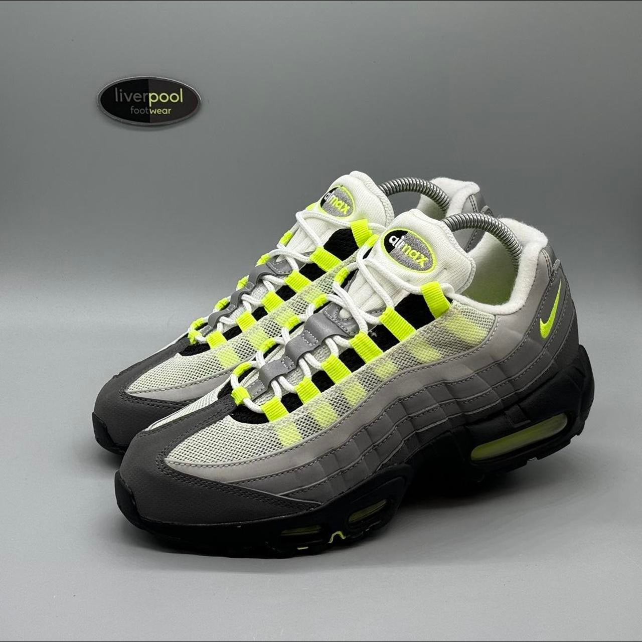 Nike air max 95 og reflective neon best sale