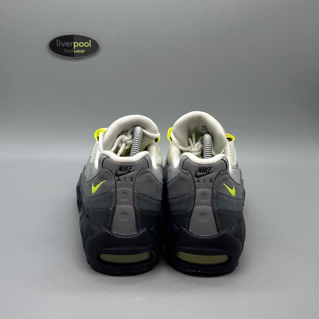 Nike Air Max 95 - Neon